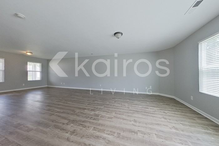 326 Kenneth Blvd Nw - Photo 5 of 24
