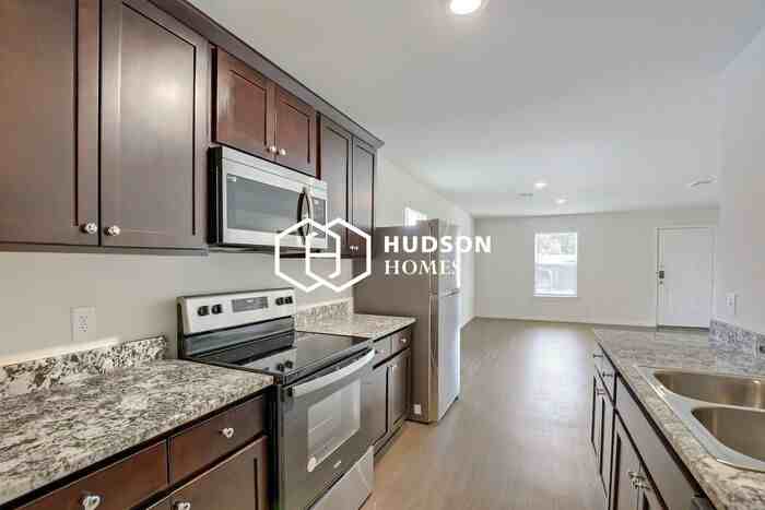 602 S 24th St - Photo 6 of 14