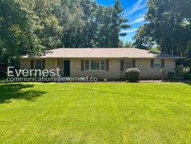 711 Elliott Dr - Photo 1 of 1