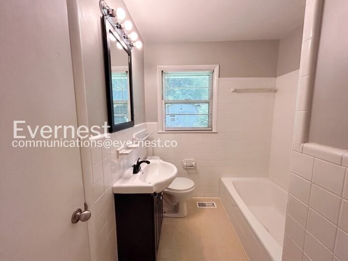 711 Elliott Dr - Photo 7 of 28