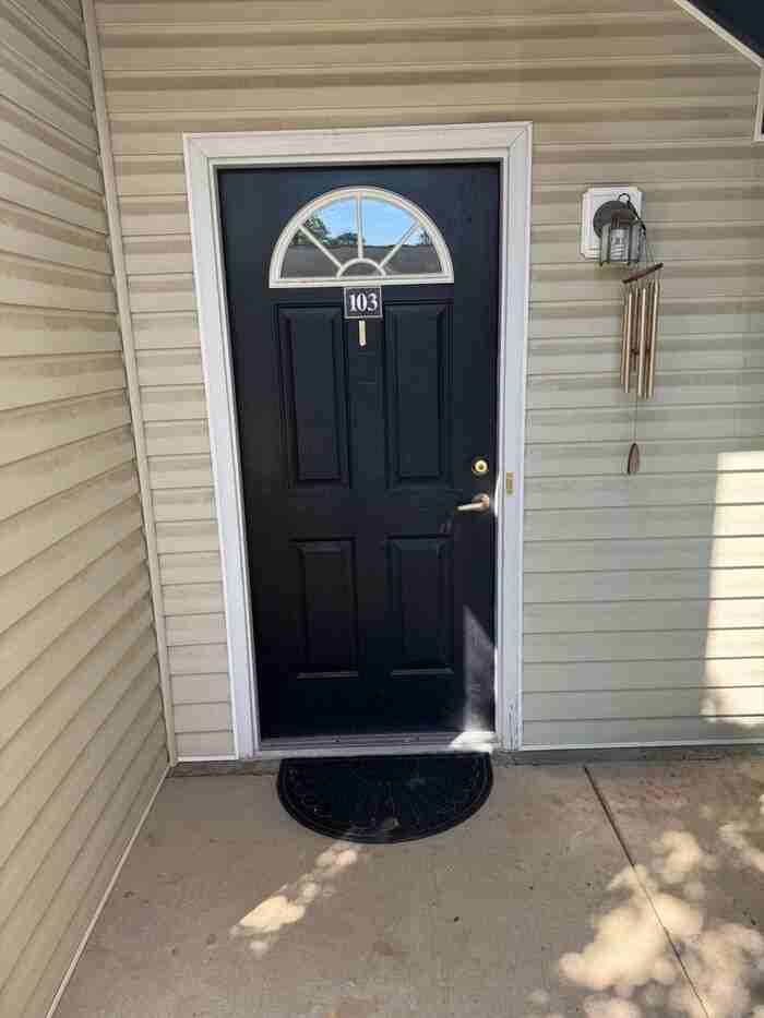 2411 Vancastle Way - Photo 2 of 17