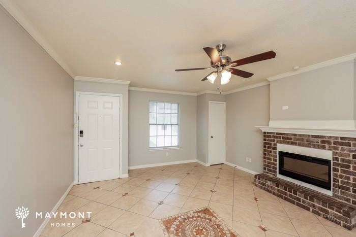 323 Linkwood Dr - Photo 5 of 13