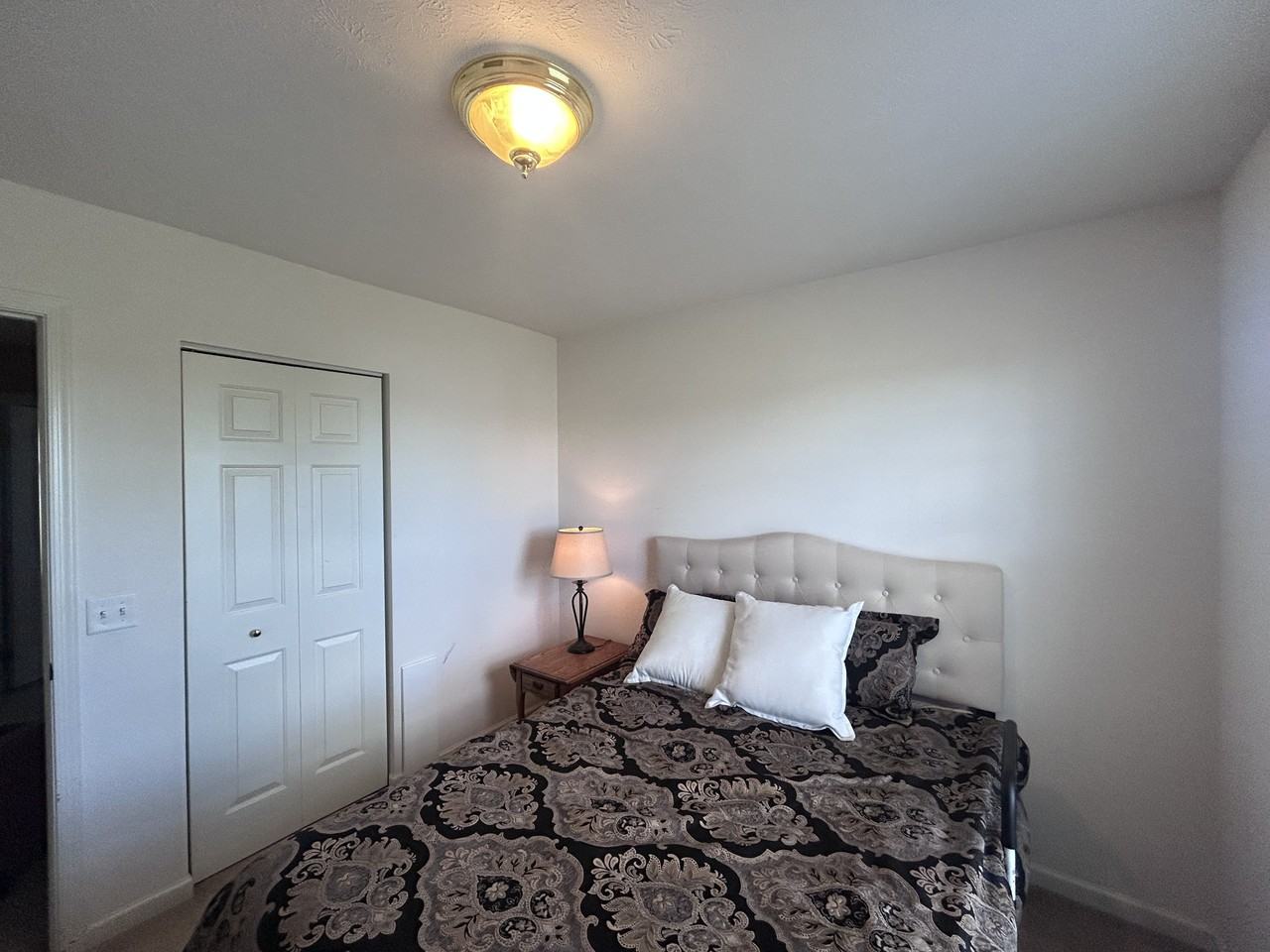 32 Goldfinch Drive - Photo 3 of 11