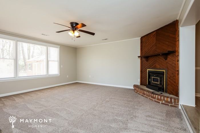 225 Froman Dr - Photo 7 of 15