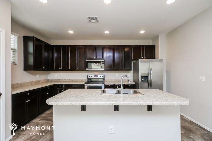 4058 E Ranch Rd - Photo 6 of 13