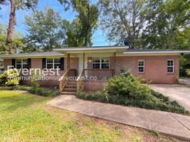 featured image of 3318 Bonds Ave