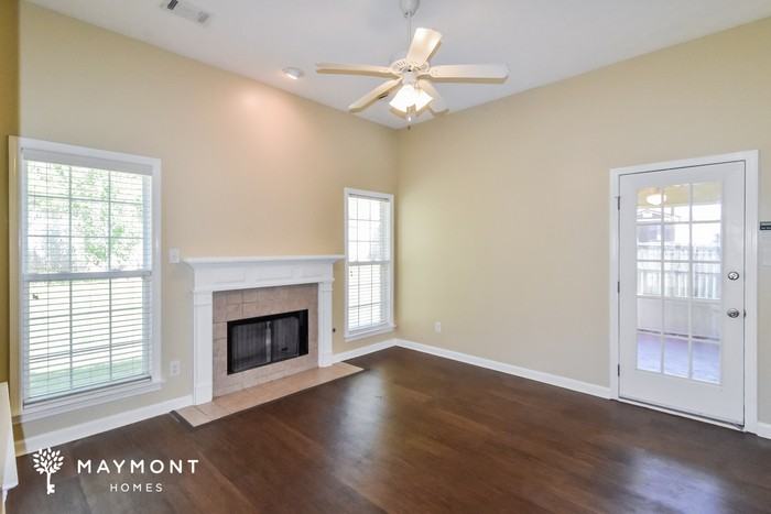 604 Castle Brook Dr - Photo 5 of 13