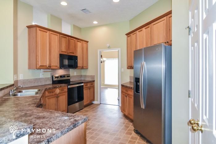 604 Castle Brook Dr - Photo 7 of 13