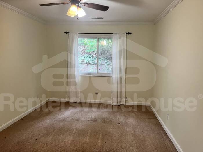 1470 Pine Row Ct - Photo 5 of 15