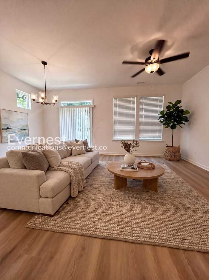 630 Austin Dr - Photo 2 of 18