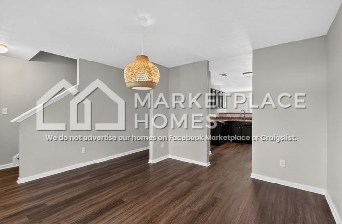 401 Feather Site Ct - Photo 4 of 28