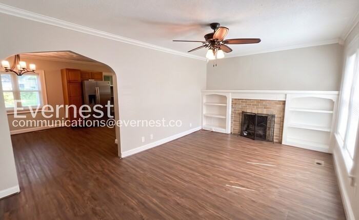 507 S Lovell Ave - Photo 2 of 18