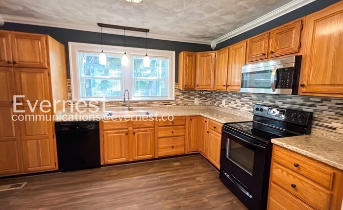 507 S Lovell Ave - Photo 5 of 18
