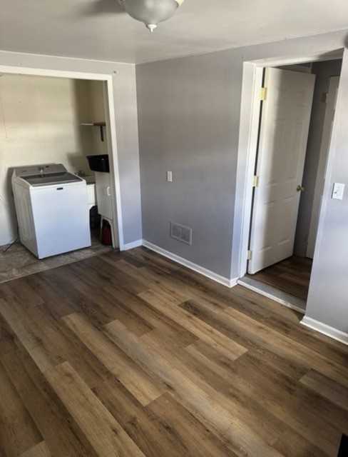 32605 Bock St - Photo 3 of 5