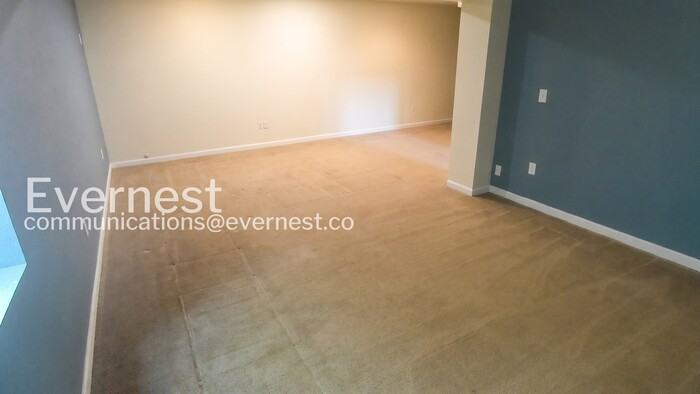 250 Opal Ct - Photo 7 of 22