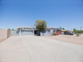 4704 S La Rosa Dr - Photo 1 of 1