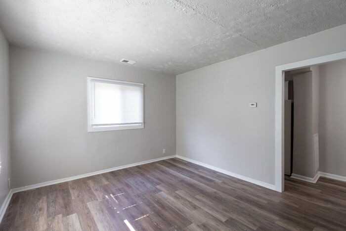 2952 Adams St - Photo 2 of 9