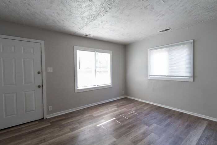 2952 Adams St - Photo 3 of 9