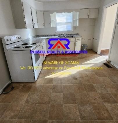 705 Jackson Blvd - Photo 4 of 9