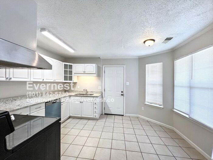 4508 Berrypick Ln S - Photo 4 of 21