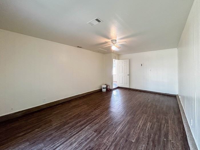 3805 Atlas Dr - Photo 7 of 19