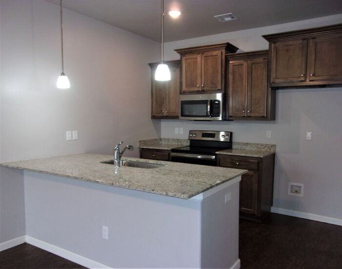 4309 Huntly Dr - Photo 4 of 11