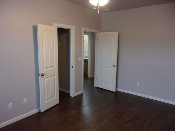 4309 Huntly Dr - Photo 7 of 11