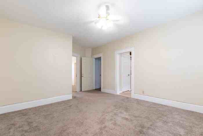 301 Fry St - Photo 7 of 22