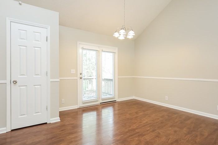 309 Timberglenn Dr - Photo 7 of 17