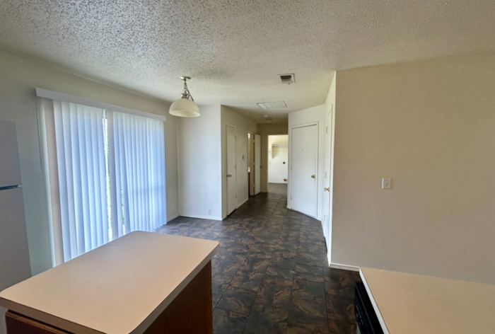 3109 Pinehurst Ct - Photo 3 of 19