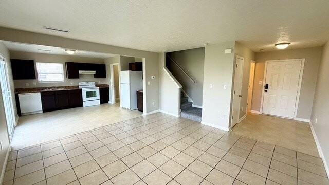 3412 Black Forest Ln - Photo 3 of 16