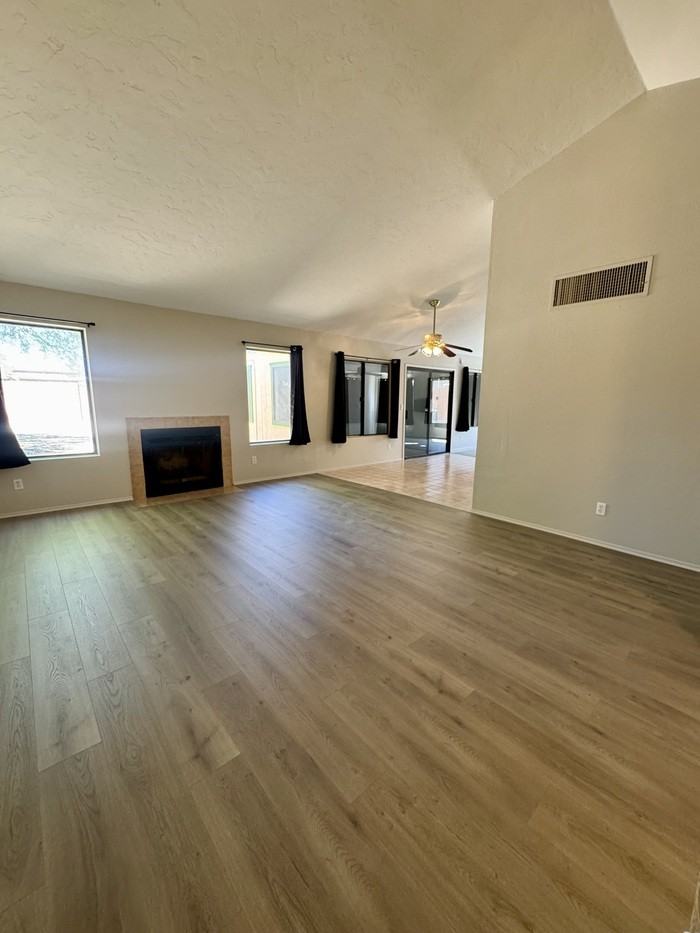 4770 W Snow Leopard Dr - Photo 4 of 36