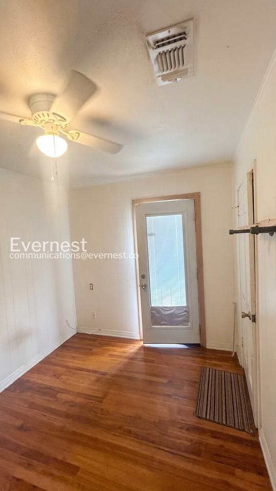 118 Cravens Ave - Photo 3 of 23