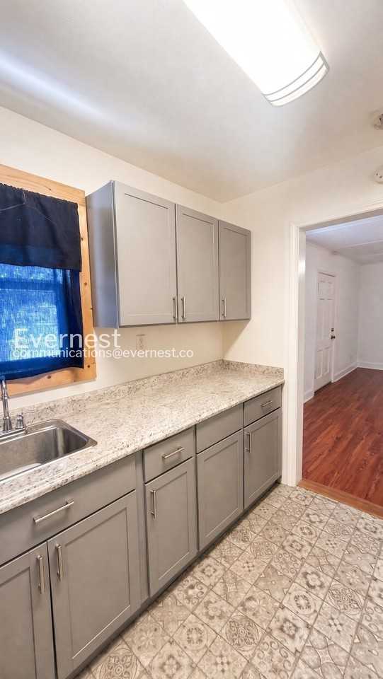 118 Cravens Ave - Photo 4 of 23