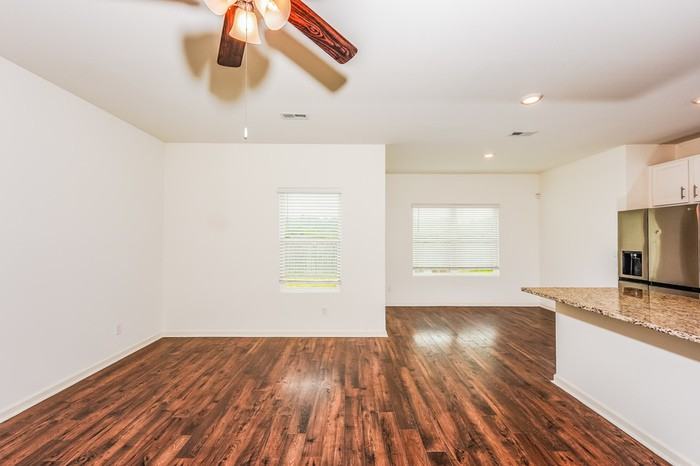 5587 Timber Leaf Loop - Photo 6 of 16