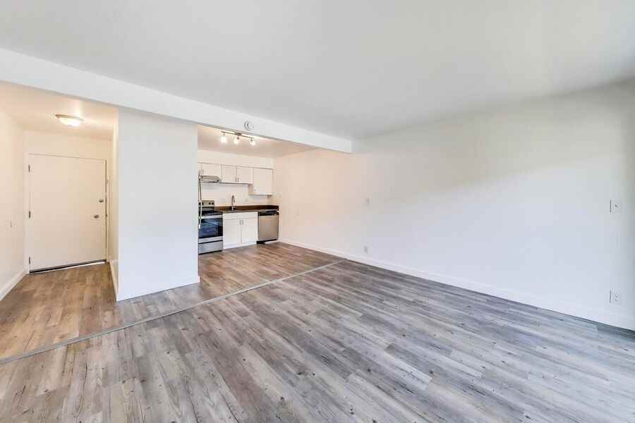 35750 Bettencourt Street - Photo 4 of 28