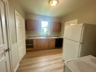 121 Broad St #NA - Photo 2 of 16