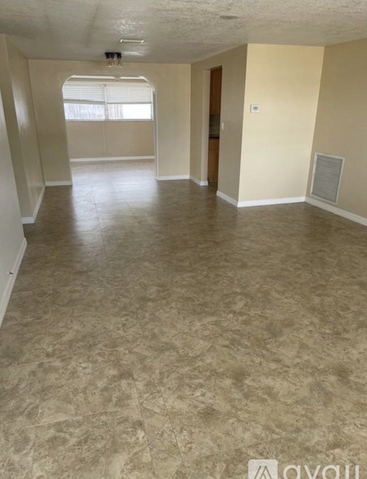 5252 Mosaic Dr #1 - Photo 6 of 10