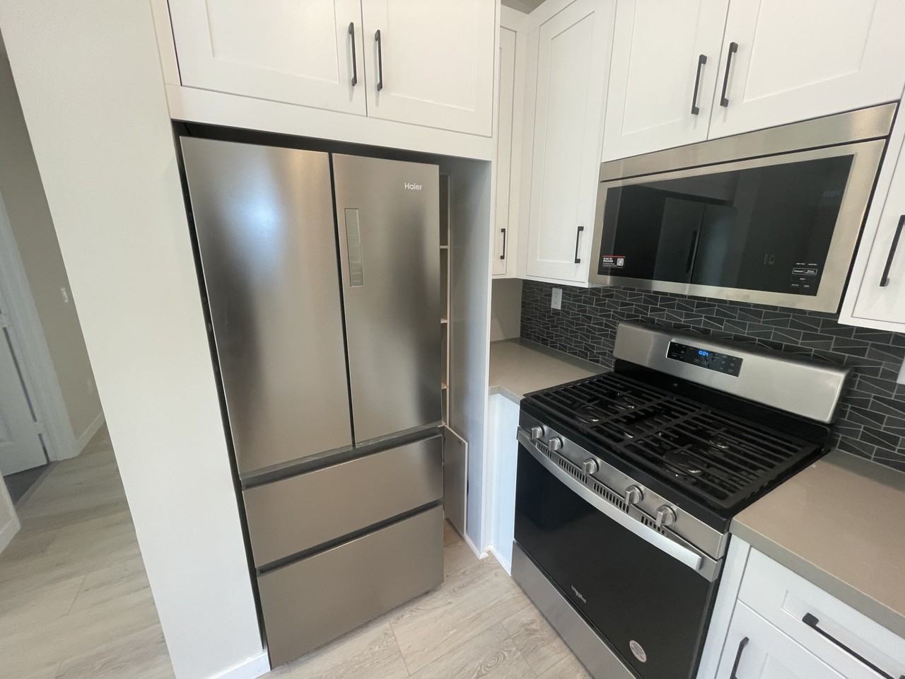 704 I St #NA - Photo 4 of 13
