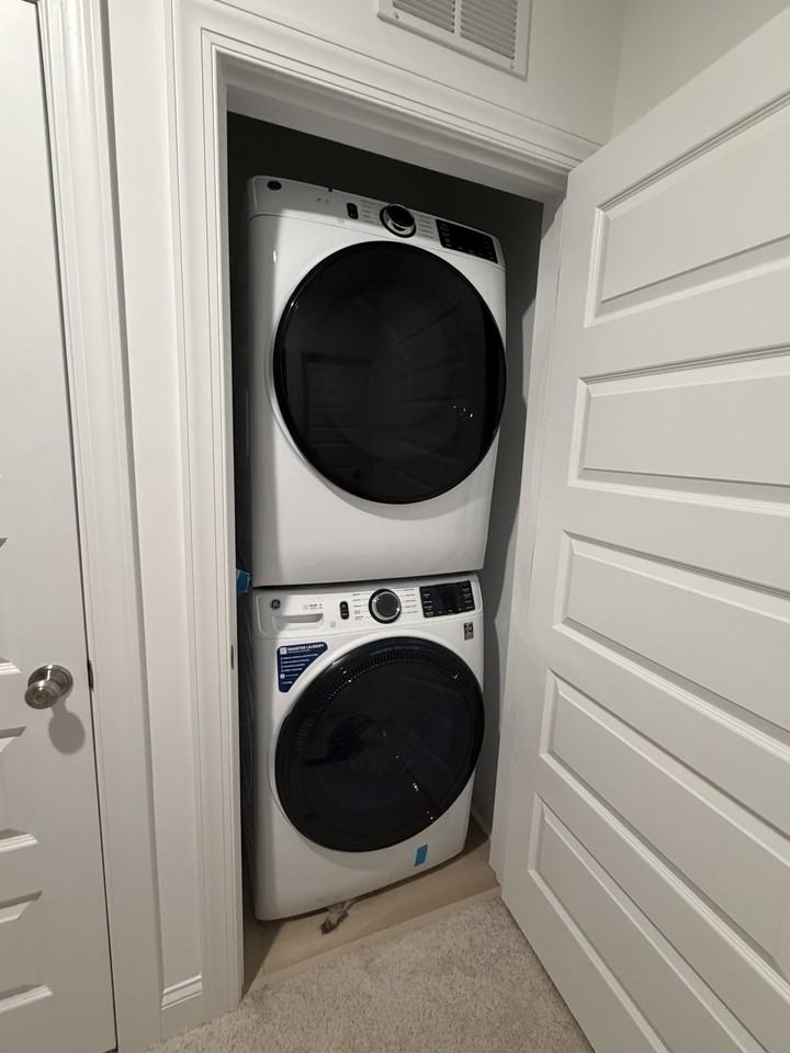 618 Market Grove Dr #100 - Photo 3 of 4