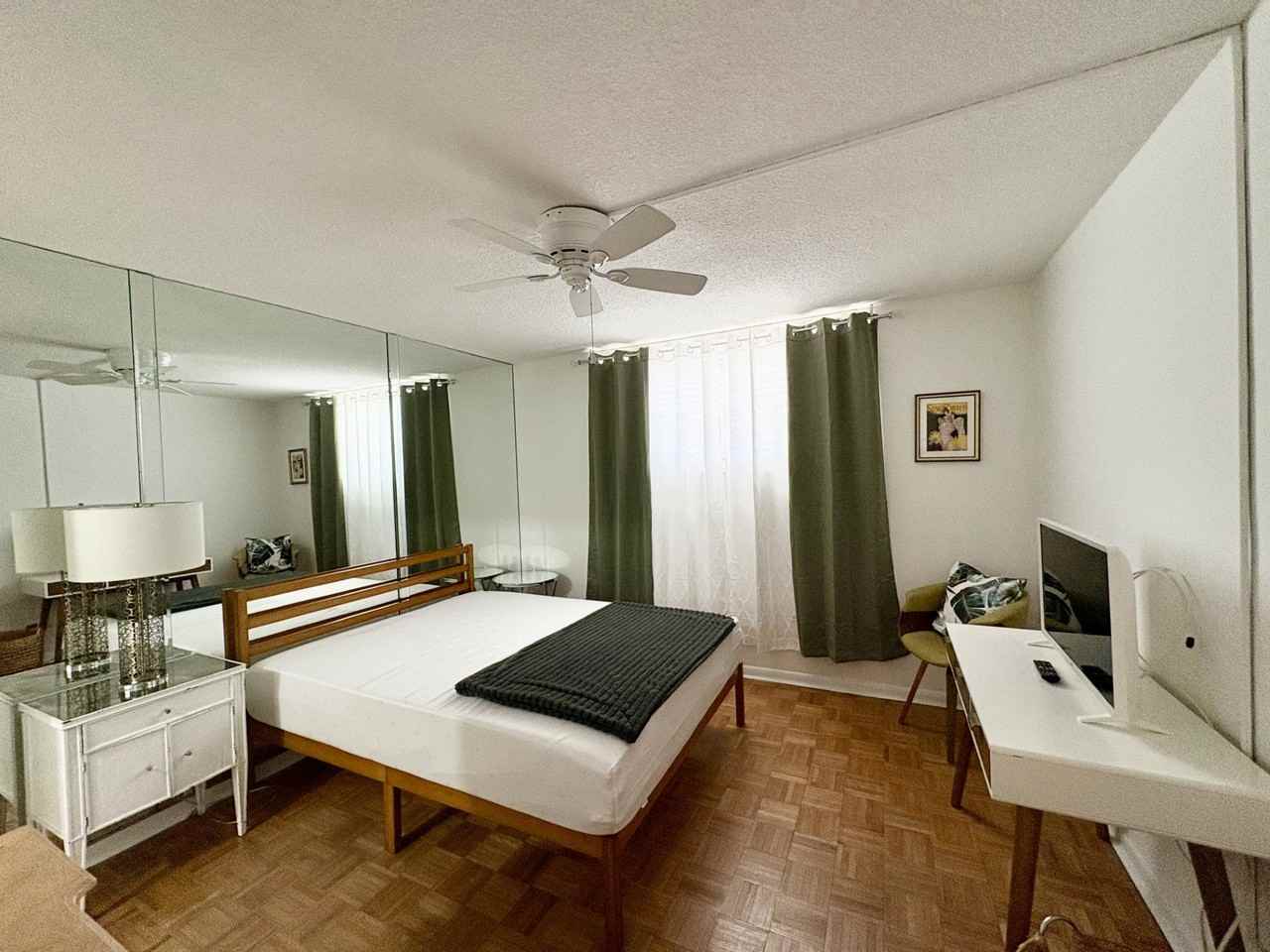 917 N Flagler Dr #404 - Photo 4 of 9