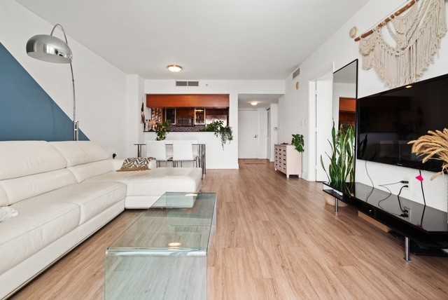 1800 N Bayshore Dr #NA - Photo 3 of 17