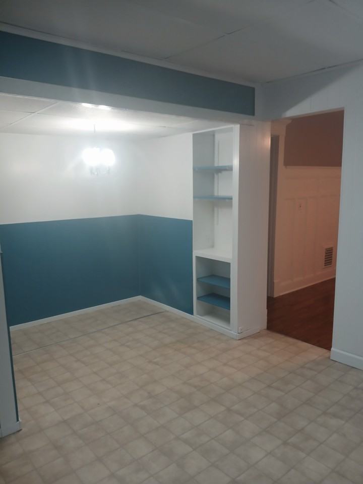 822 Potomac Ave - Photo 5 of 12