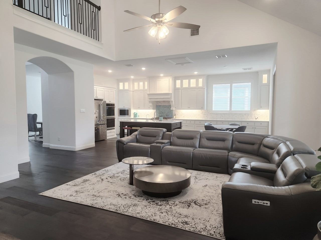 3328 Zenyatta Ct - Photo 7 of 48