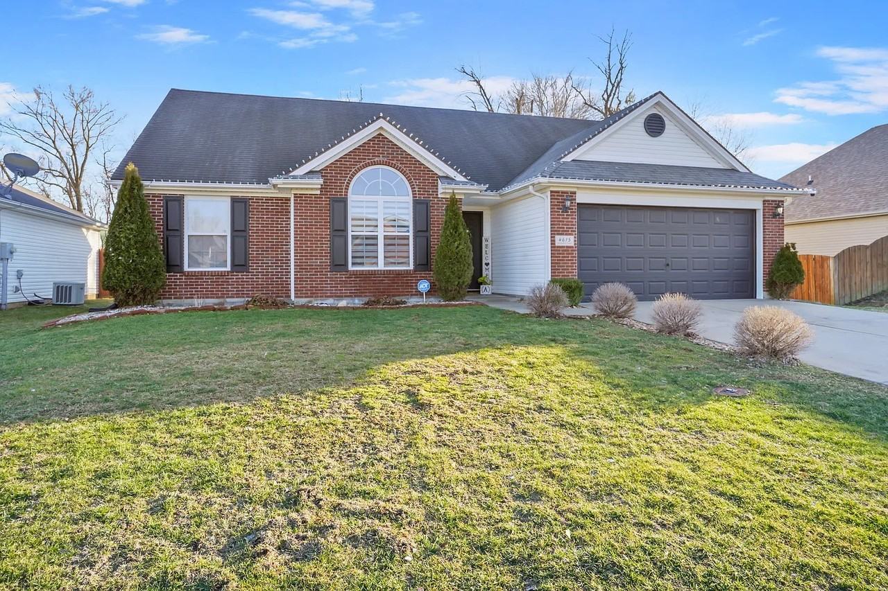 4615 Boardwalk Dr #NA - Photo 7 of 11
