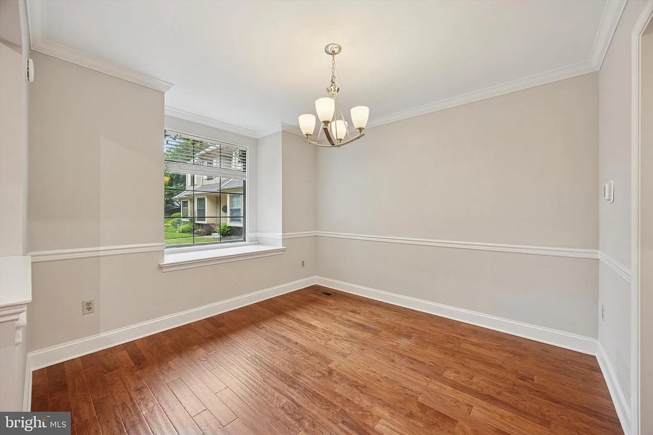 413 Eagle Rd #413 - Photo 4 of 23