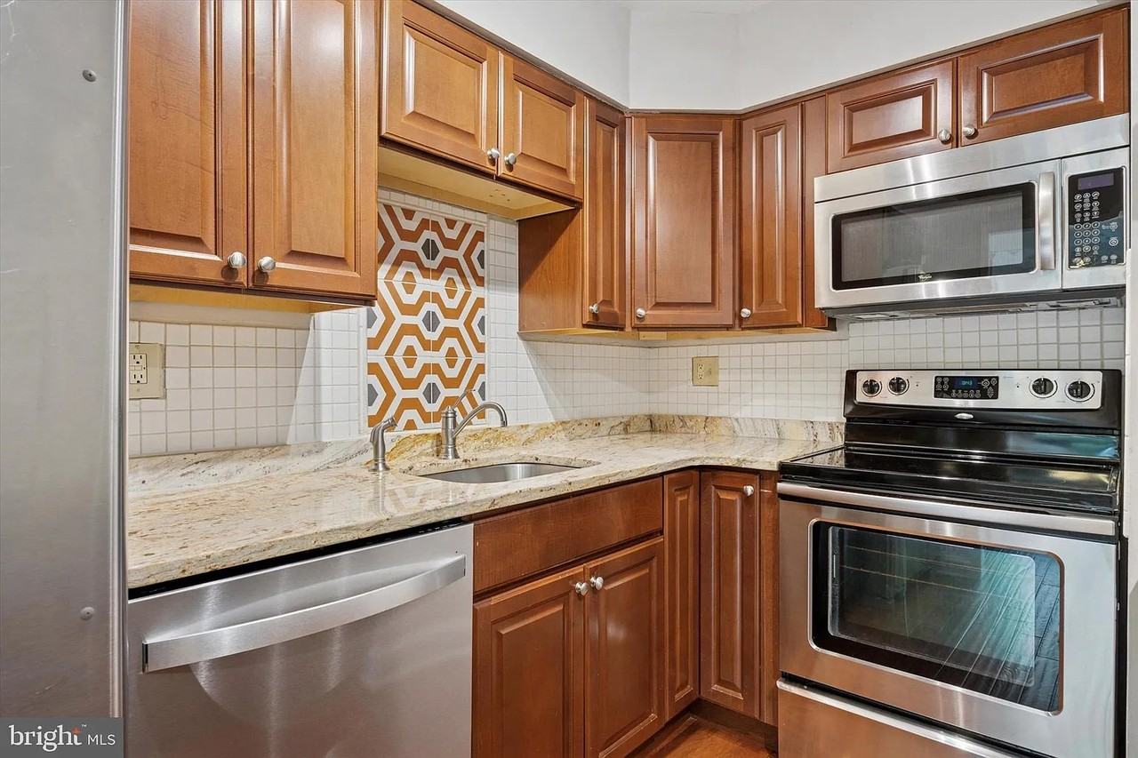 413 Eagle Rd #413 - Photo 6 of 23