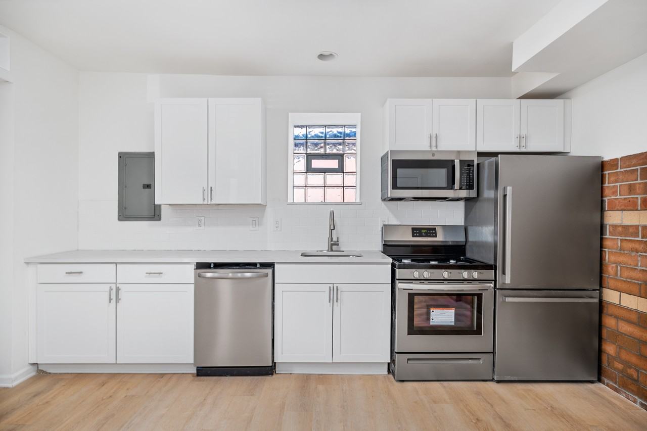 3401 Butler St #TH1 - Photo 3 of 26