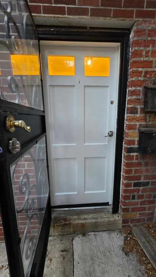 719 E 101st St #FL1 - Photo 2 of 19