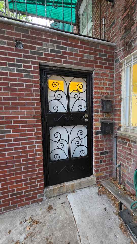 719 E 101st St #FL1 - Photo 3 of 19